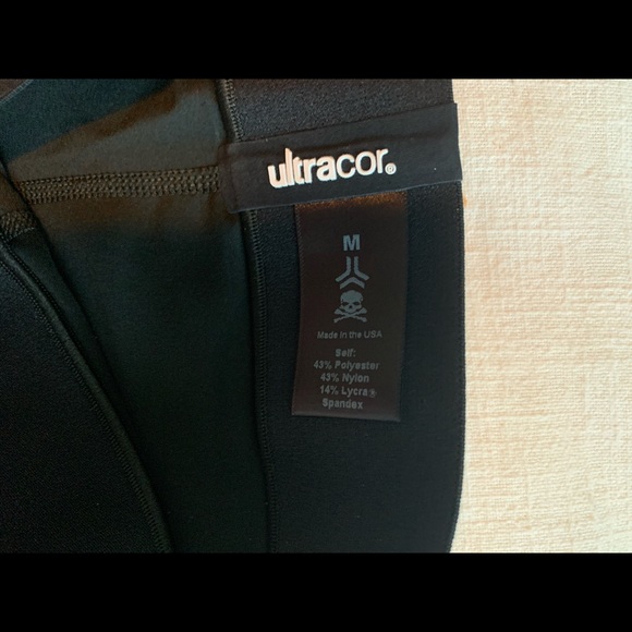 Ultracor Skull Leggings NWT - Picture 3 of 5